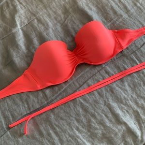 Victoria’s Secret Bikini Top